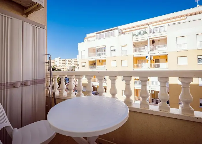 Gases Id48 Apartment Torrevieja